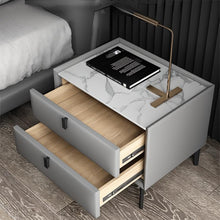 Carregar imagem no visualizador da galeria, Luam Side Table
