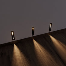 Load image into Gallery viewer, Luca Stair Light
