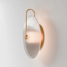 Cargar imagen en el visor de la galería, Lucio Wall Lamp
