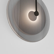 Load image into Gallery viewer, Lucio Wall Lamp
