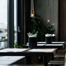 Carregar imagem no visualizador da galeria, Lychnia Pendant Light
