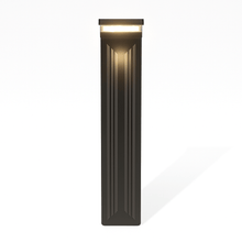 Load image into Gallery viewer, Lyv Outdoor Garden Lamp
