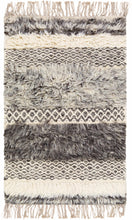 Load image into Gallery viewer, Elizabeth Area Rug
