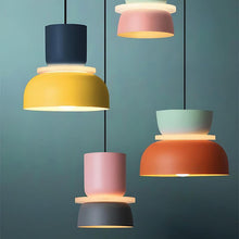 Cargar imagen en el visor de la galería, Macaron Pendant Light
