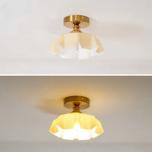 Carregar imagem no visualizador da galeria, Mamar Ceiling Light
