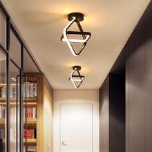 Carregar imagem no visualizador da galeria, Manaia Ceiling Light
