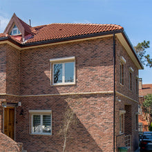 Load image into Gallery viewer, Barok Antique Red Manufactured Stone Handmade Brick Veneer - Livfloors Collection
