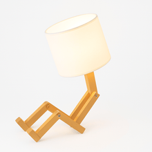 Cargar imagen en el visor de la galería, Mechanical Man Table Lamp

