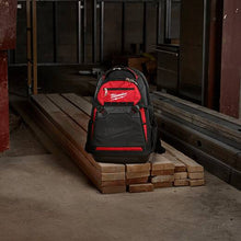 Carregar imagem no visualizador da galeria, Milwaukee 48-22-8200 1680 Denier 35 Pocket Jobsite Backpack w/ Laptop Sleeve and Molded Plastic Base
