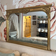 Carregar imagem no visualizador da galeria, Gilded Arch Wall Mirror

