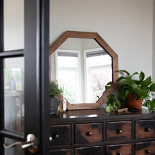 Carregar imagem no visualizador da galeria, Octagon Wood Frame Mirror
