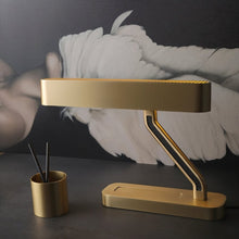 Carregar imagem no visualizador da galeria, Munira Table Lamp
