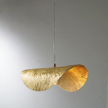 Load image into Gallery viewer, Nelumbo Pendant Light
