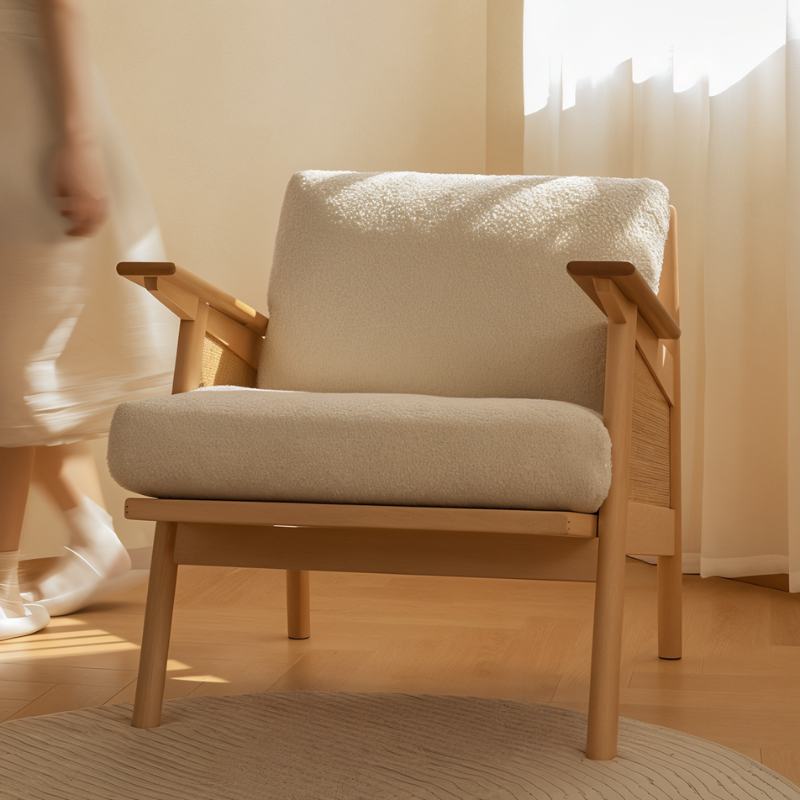 Nikaia Chair