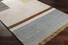 Carregar imagem no visualizador da galeria, Annangrove Area Rug
