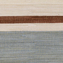 Carregar imagem no visualizador da galeria, Annangrove Area Rug
