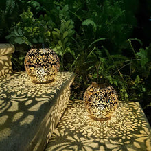 Load image into Gallery viewer, Onir Outdoor Garden Lamp

