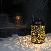 Load image into Gallery viewer, Onir Outdoor Garden Lamp

