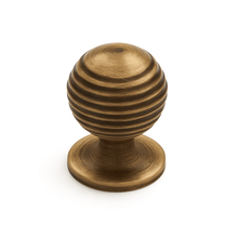 Load image into Gallery viewer, Orgil Knob &amp; Pull Bar
