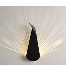 Load image into Gallery viewer, Pagoni Wall Lamp
