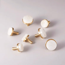 Load image into Gallery viewer, Pilus Crystal Knob &amp; Hook
