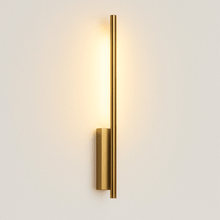 Load image into Gallery viewer, Pulcro - Wall Lamp
