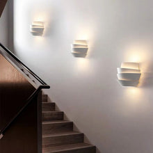 Load image into Gallery viewer, Rigno Wall Lamp
