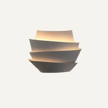 Load image into Gallery viewer, Rigno Wall Lamp
