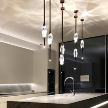 Carregar imagem no visualizador da galeria, Romilly Pendant Light
