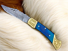 Carregar imagem no visualizador da galeria, Exotic Blue Wood Damascus Pocket Knife | Back Lock
