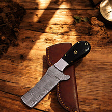 Carregar imagem no visualizador da galeria, Custom Handmade Bull Cutter Knife – 8&quot; Damascus Steel
