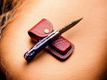 Carregar imagem no visualizador da galeria, Custom Handmade Damascus Pocket Knife – Colored Bone Handle
