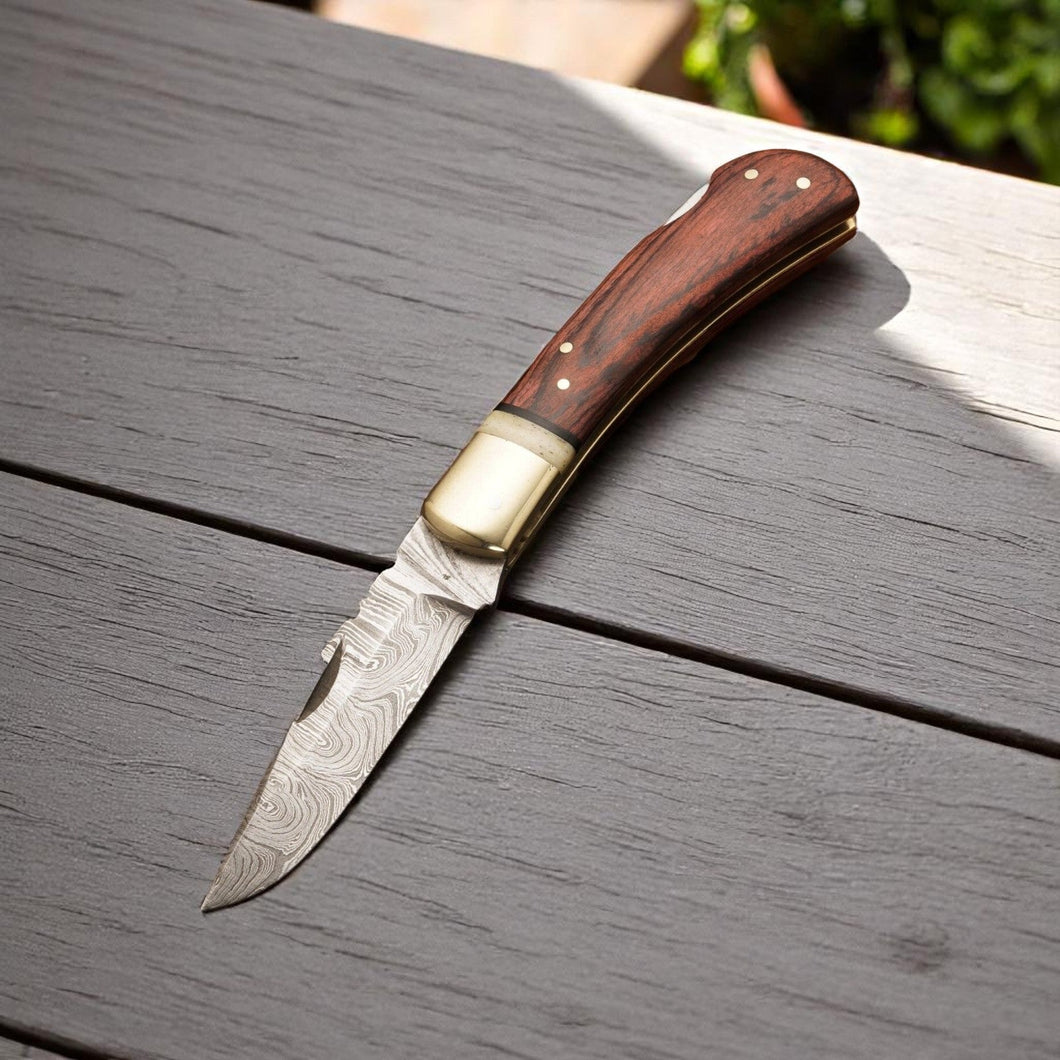 Custom Handmade Damascus Steel Pocket Knife 3