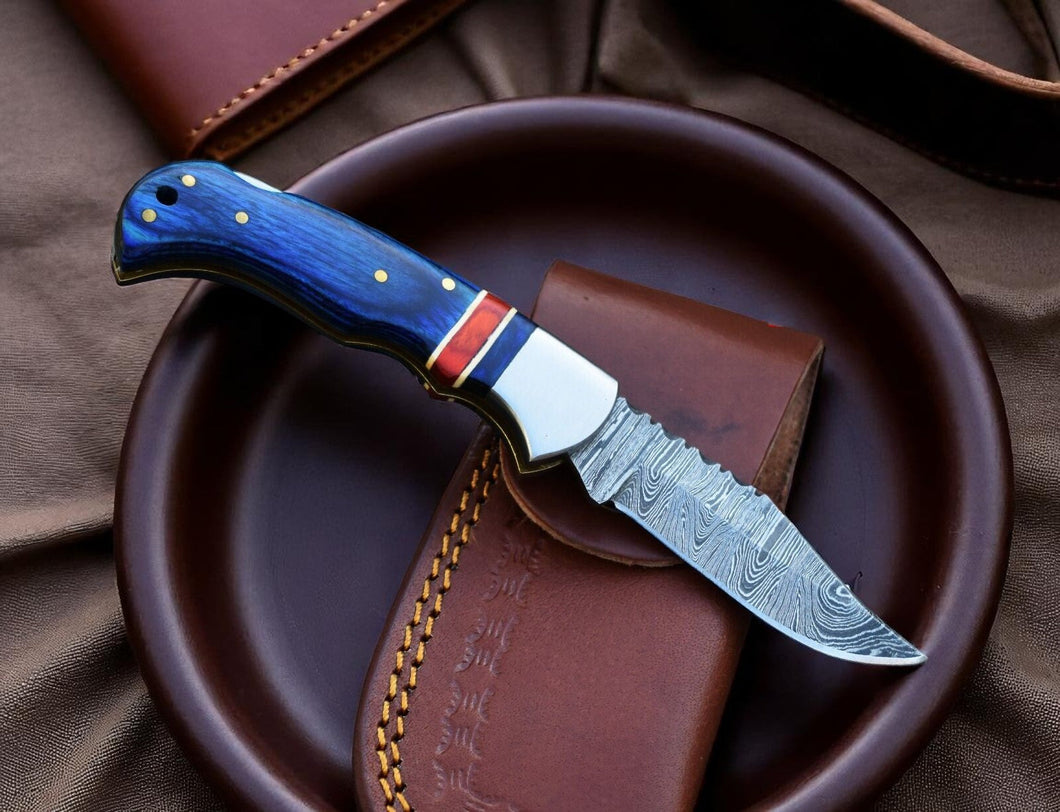 Best Folding Hunting Knife – Wood Handle, 3