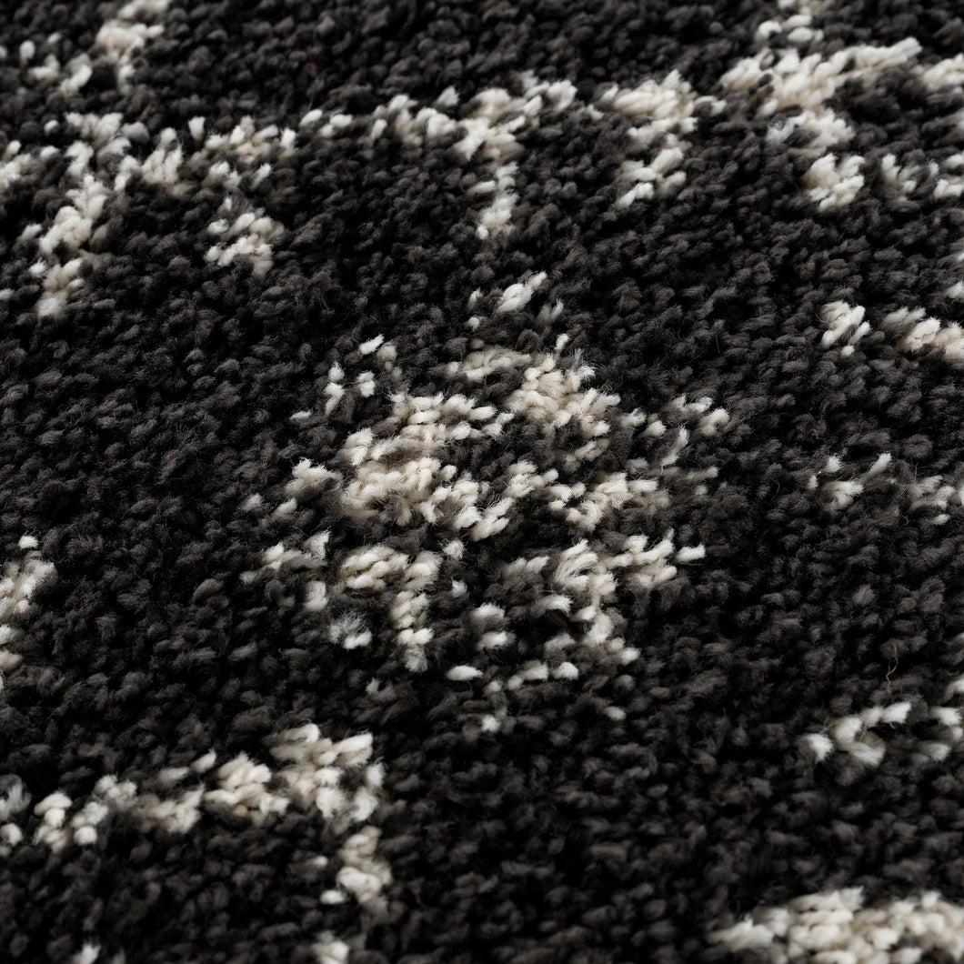 Thetford Black Berber Shag Rug - Clearance