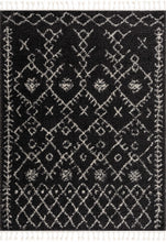 Load image into Gallery viewer, Thetford Black Berber Shag Rug - Clearance
