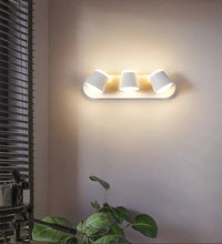 Load image into Gallery viewer, Sawar Wall Lamp
