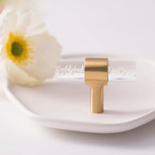 Load image into Gallery viewer, Shakuf Transparent Knob &amp; Pull Bar
