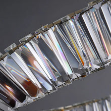 Carregar imagem no visualizador da galeria, Shamayim Round Chandelier
