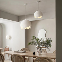 Load image into Gallery viewer, Shesan Pendant Light
