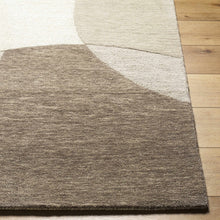 Cargar imagen en el visor de la galería, Cassiopeia Dark Brown &amp; Beige Area Rug
