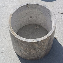 Load image into Gallery viewer, Silver Travertine Vein-cut Round Honed 2&quot; Tabletop Coffee Table (D)36&quot; (H)16&quot;
