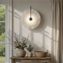 Load image into Gallery viewer, Sivac Alabaster Wall Lamp
