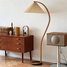 Carregar imagem no visualizador da galeria, Skiastro Floor Lamp
