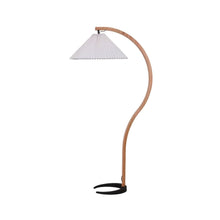 Carregar imagem no visualizador da galeria, Skiastro Floor Lamp
