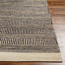Carregar imagem no visualizador da galeria, Black Elle Area Rug - Clearance
