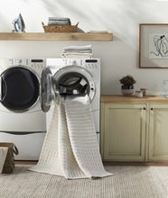 Load image into Gallery viewer, Rhun Washable Area Rug
