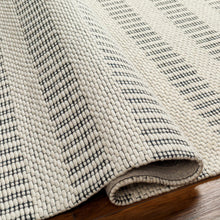Cargar imagen en el visor de la galería, Circe Wool Area Rug
