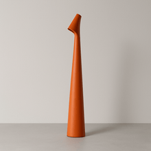 Carregar imagem no visualizador da galeria, Solis Table Lamp
