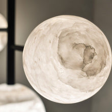 Cargar imagen en el visor de la galería, Sphaira Alabaster Pendant Light
